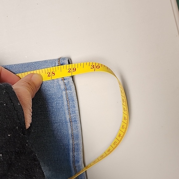 Old Navy, Mid-Rise Wow Boot-Cut Jeans, 4P - Picture 8 of 8